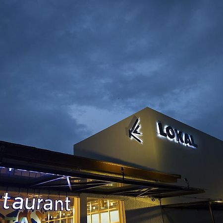 Lokal Hotel & Restaurant Kejayan Exterior photo